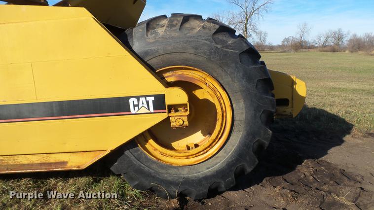 image for item DC1032 1979 Caterpillar 623B elevating scraper