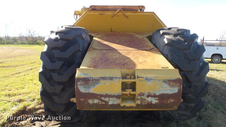 image for item DC1032 1979 Caterpillar 623B elevating scraper