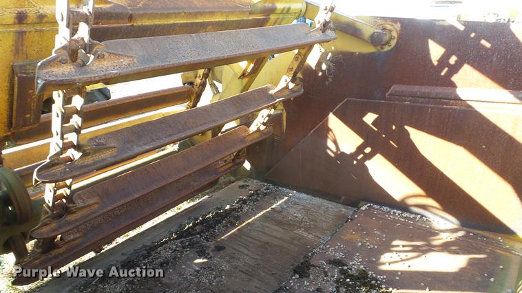 image for item DC1032 1979 Caterpillar 623B elevating scraper