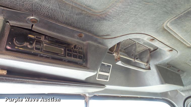 image for item DC1033 1994 Mack RD690S truck with tree spade