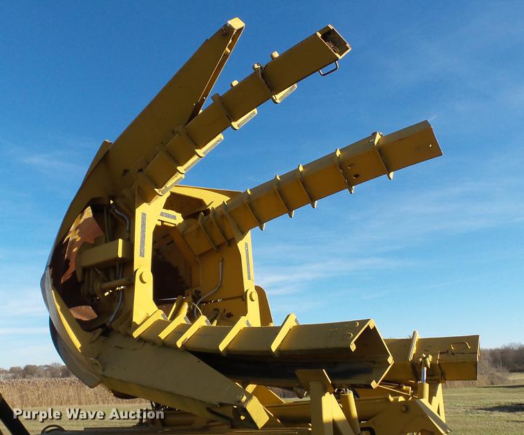 image for item DC1033 1994 Mack RD690S truck with tree spade