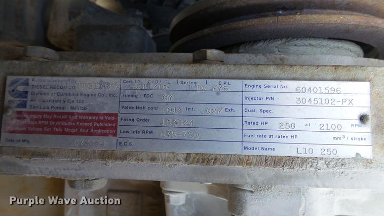 image for item DC1034 1985 Clark 125C wheel loader