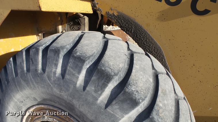 image for item DC1034 1985 Clark 125C wheel loader