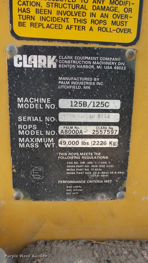image for item DC1034 1985 Clark 125C wheel loader