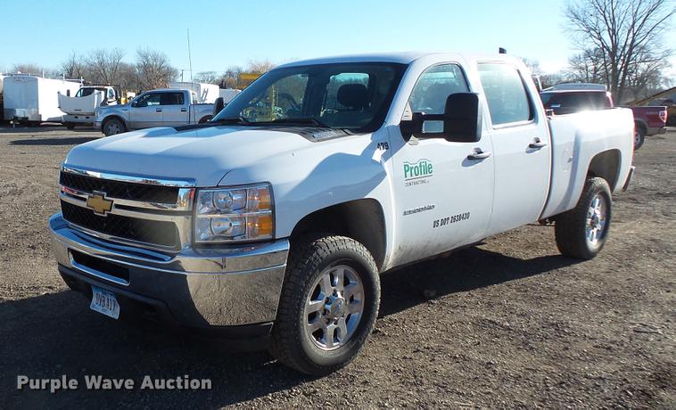 image for item DC1042 2012 Chevrolet Silverado 2500HD Crew Cab pickup truck