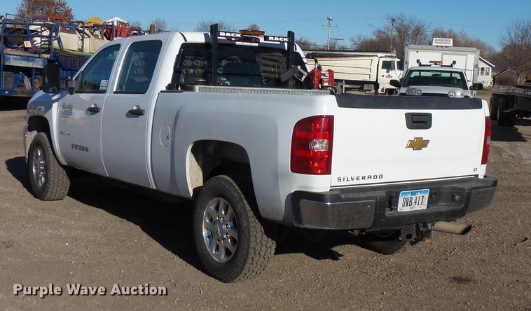 image for item DC1042 2012 Chevrolet Silverado 2500HD Crew Cab pickup truck