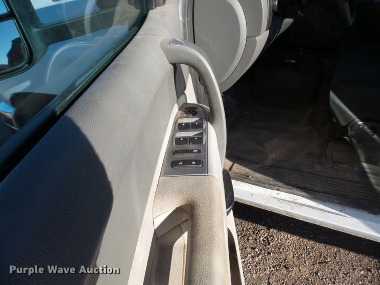 image for item DC1042 2012 Chevrolet Silverado 2500HD Crew Cab pickup truck