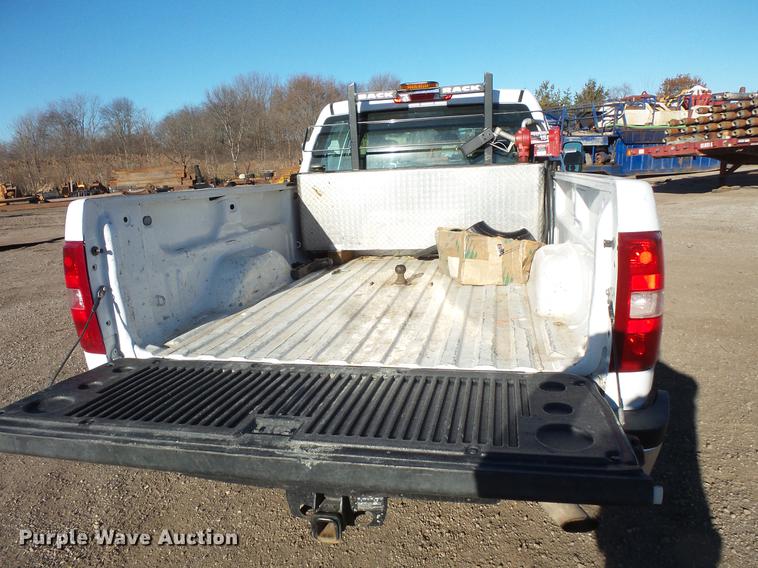 image for item DC1042 2012 Chevrolet Silverado 2500HD Crew Cab pickup truck