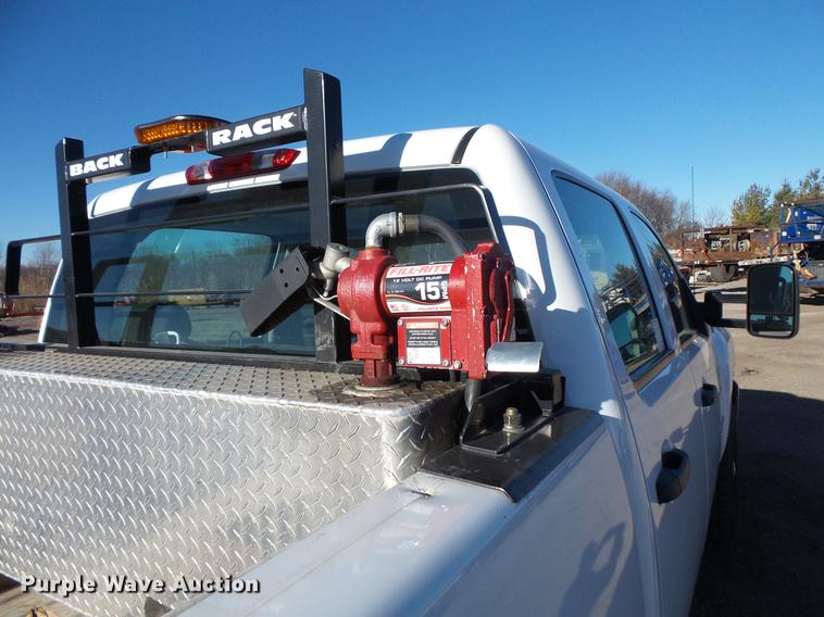 image for item DC1042 2012 Chevrolet Silverado 2500HD Crew Cab pickup truck