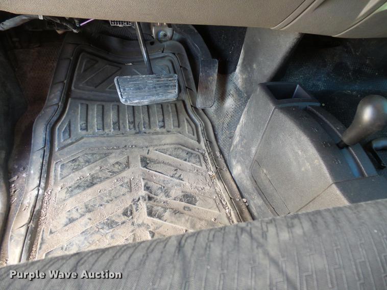 image for item DC1044 2013 Chevrolet Silverado 2500HD Crew Cab pickup truck