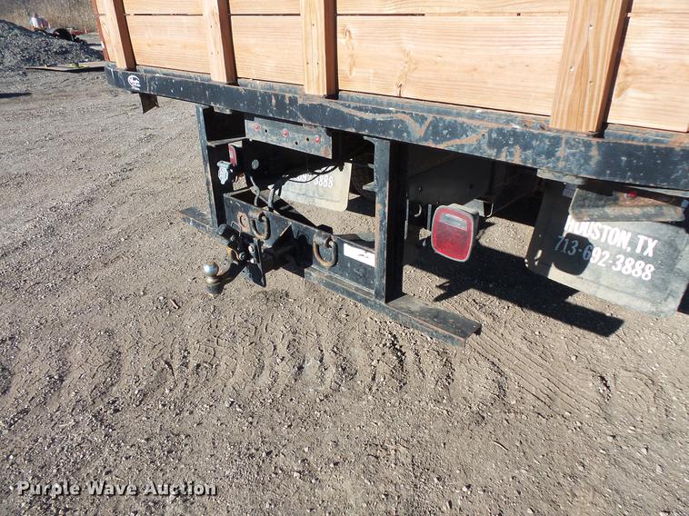 image for item DC1045 2006 Chevrolet C4500 flatbed truck