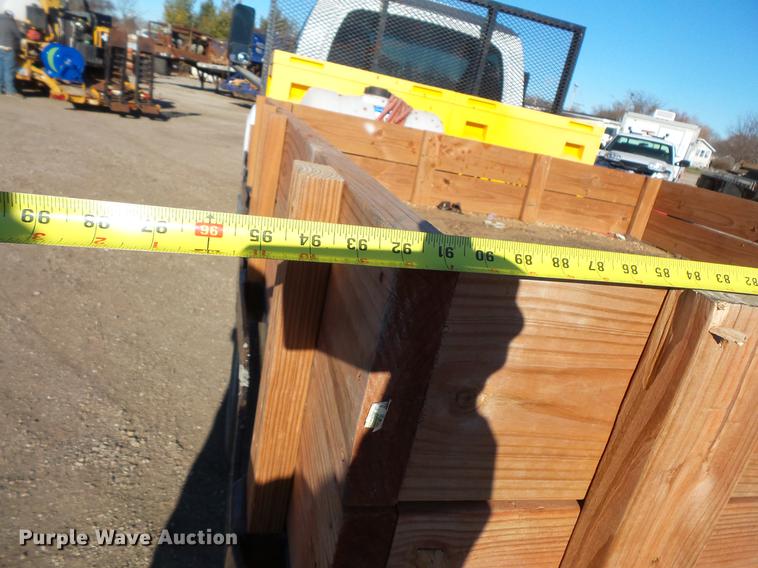 image for item DC1045 2006 Chevrolet C4500 flatbed truck