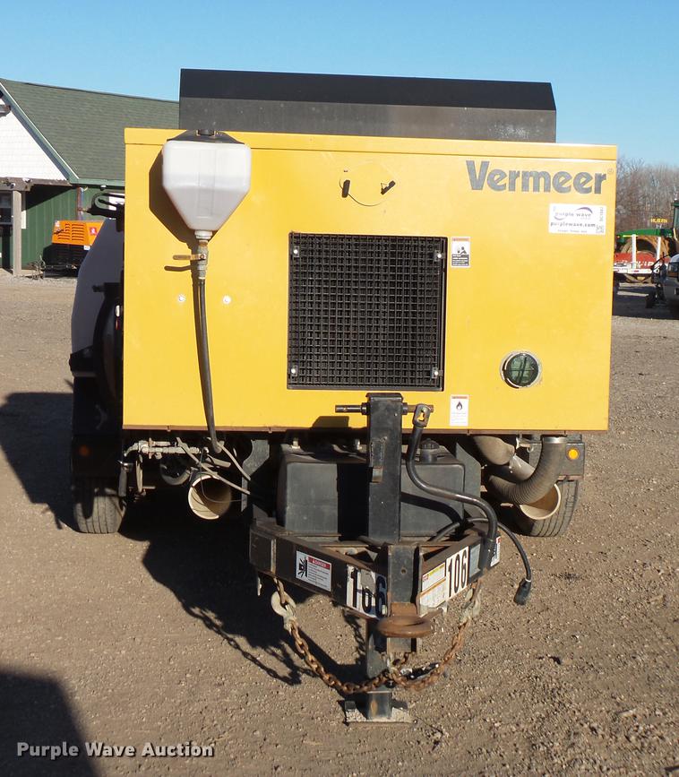 image for item DC1047 2013 Vermeer V500LEHD Vacumole trailer