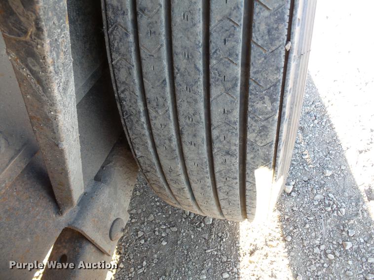 image for item DC1047 2013 Vermeer V500LEHD Vacumole trailer