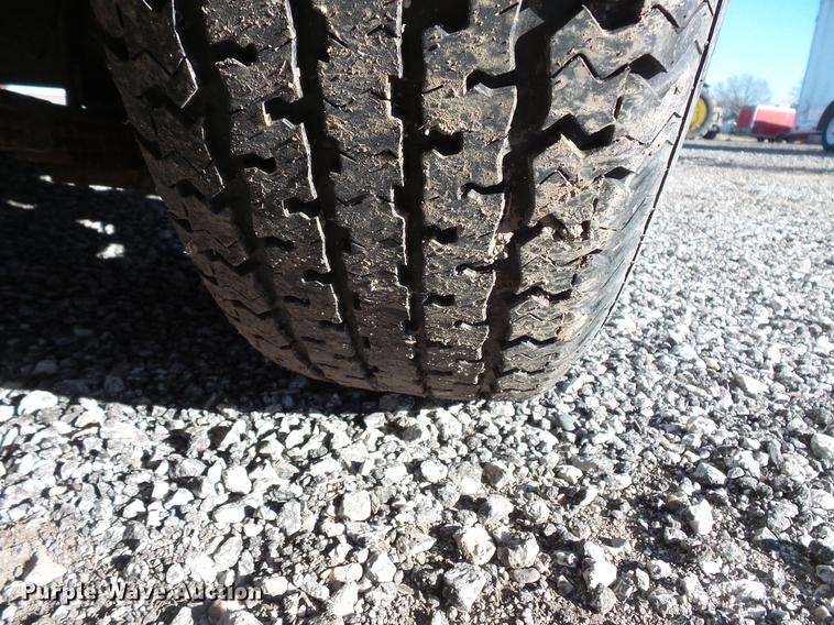 image for item DC1048 2015 Haulmark enclosed cargo trailer