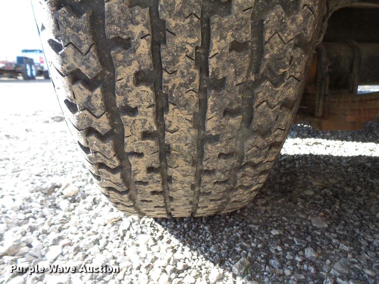 image for item DC1048 2015 Haulmark enclosed cargo trailer