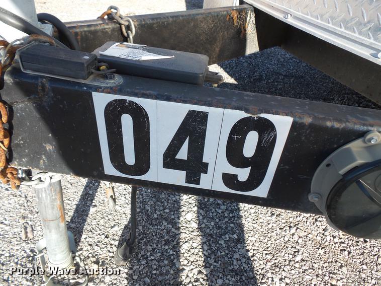 image for item DC1048 2015 Haulmark enclosed cargo trailer