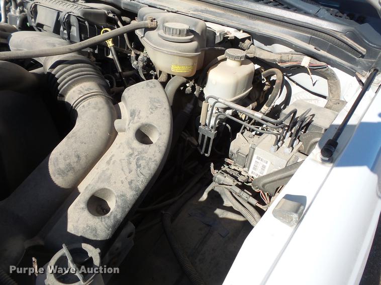 image for item DC1051 2007 Ford F350 Super Duty utility bed pickup truck