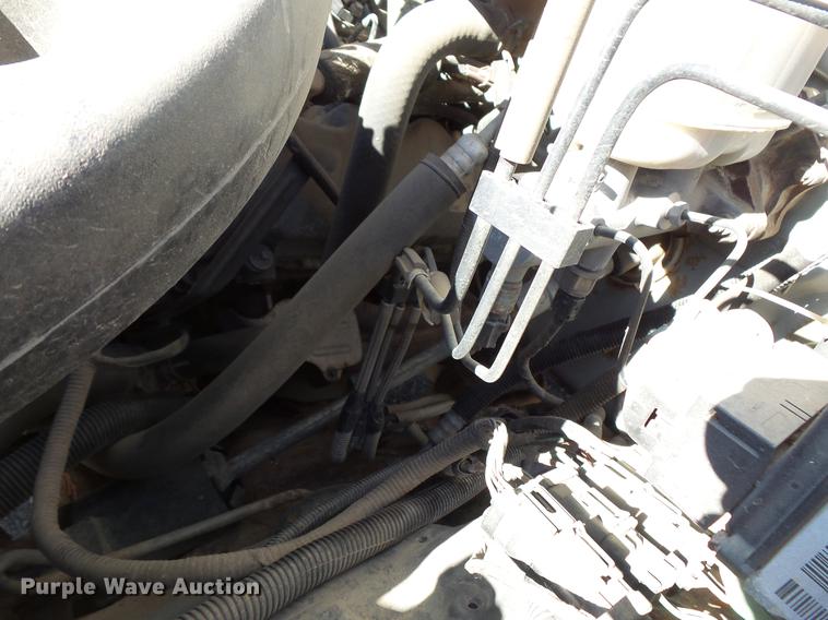 image for item DC1051 2007 Ford F350 Super Duty utility bed pickup truck