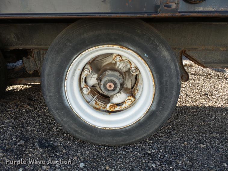 image for item DC1053 1998 Holden Ind tilt deck equipment trailer