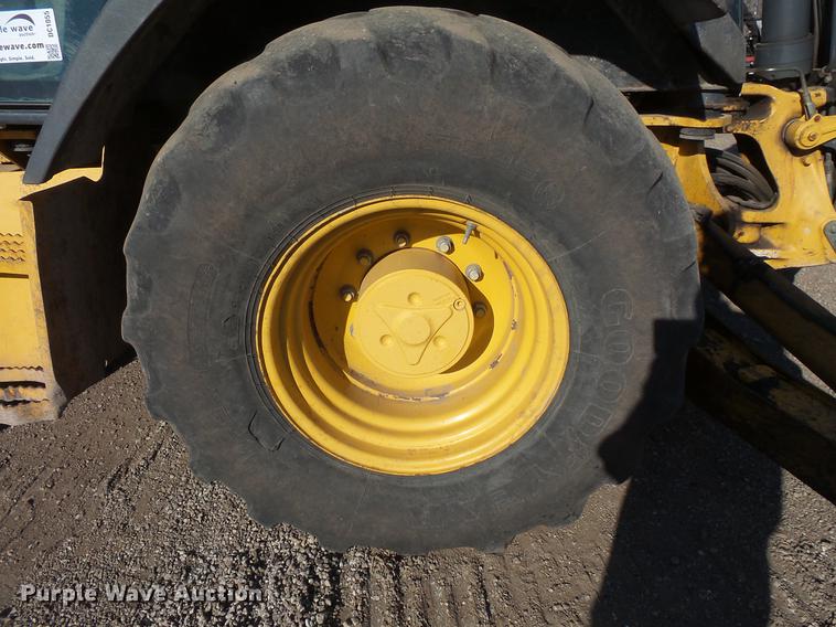 image for item DC1055 2008 John Deere 310SJ backhoe