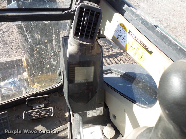 image for item DC1056 2011 John Deere 35D mini excavator