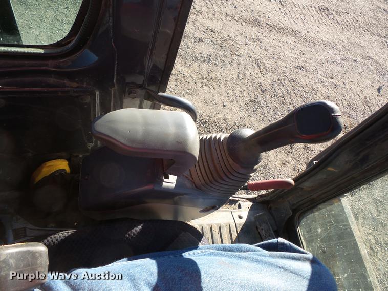 image for item DC1056 2011 John Deere 35D mini excavator