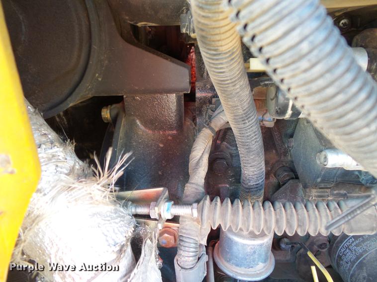 image for item DC1056 2011 John Deere 35D mini excavator