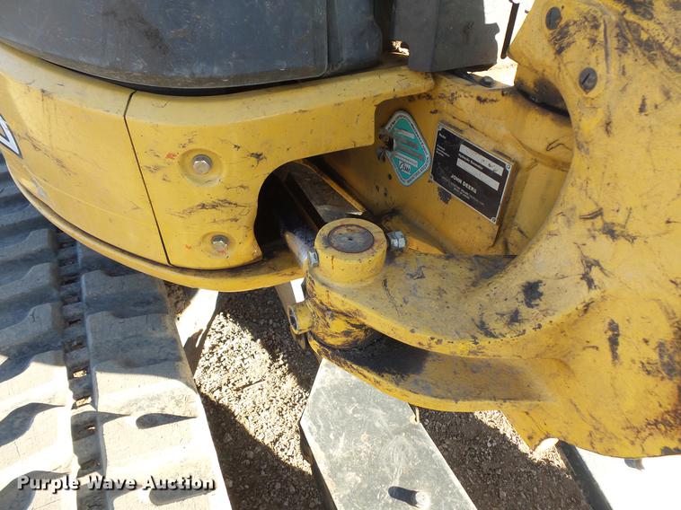 image for item DC1056 2011 John Deere 35D mini excavator