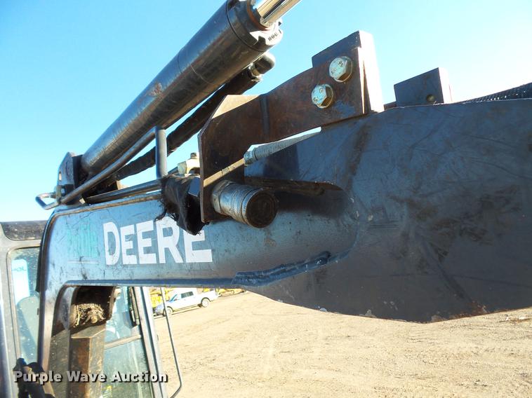 image for item DC1056 2011 John Deere 35D mini excavator