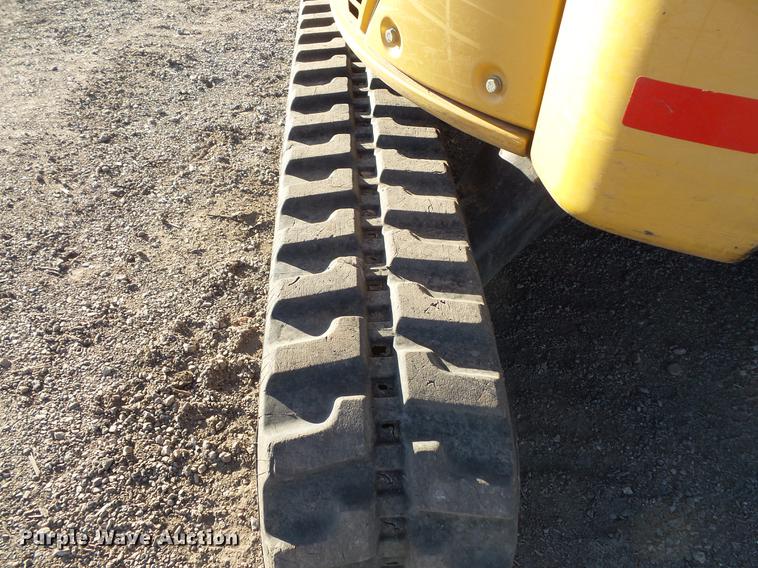 image for item DC1056 2011 John Deere 35D mini excavator