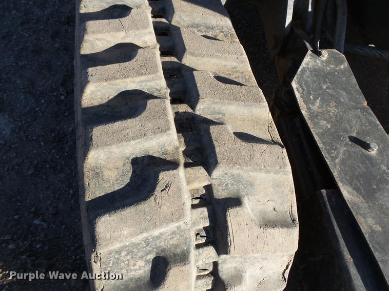 image for item DC1056 2011 John Deere 35D mini excavator