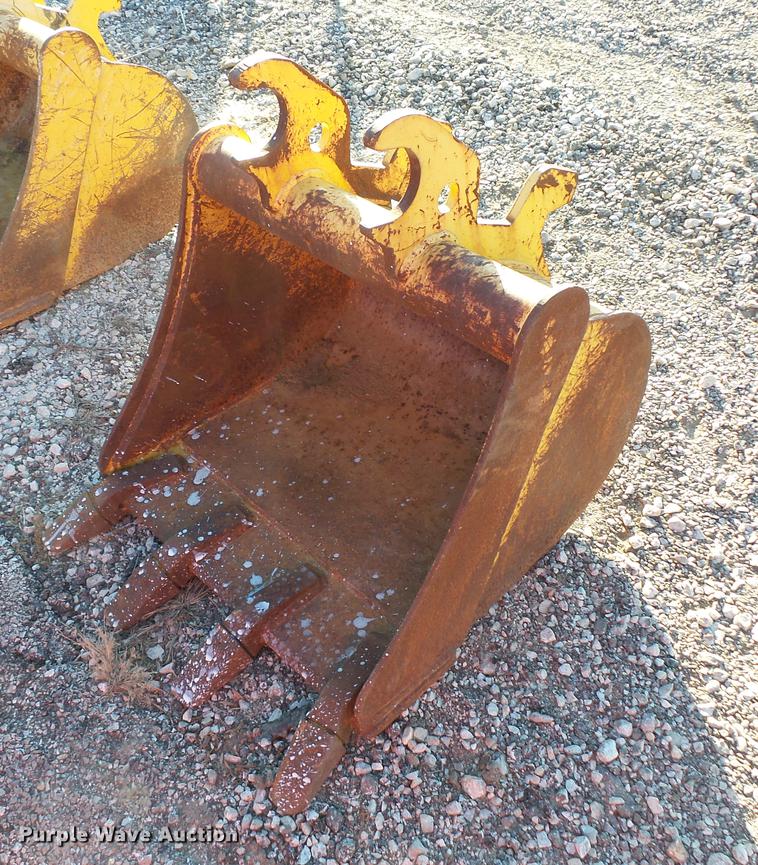 image for item DC1058 John Deere excavator bucket