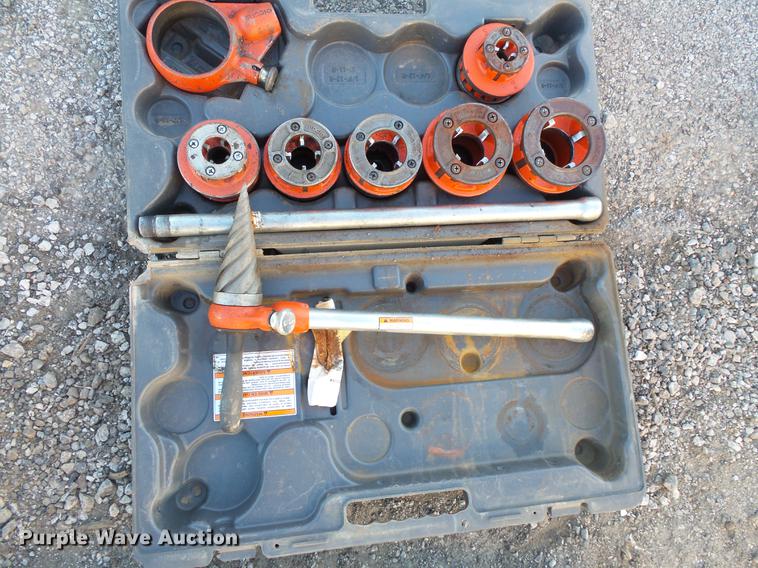 image for item DC1065 (3) Ridgid threader set with pipe reamer