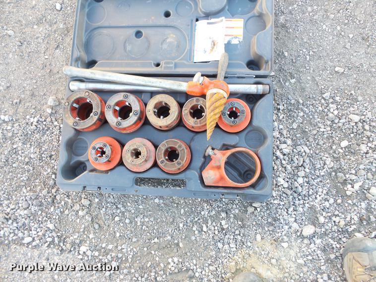 image for item DC1066 (3) Ridgid threader set with pipe reamer