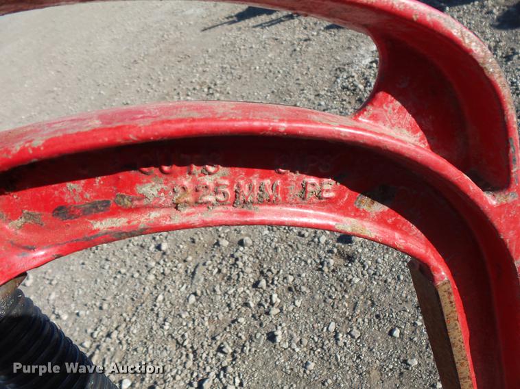 image for item DC1098 Pipe squeezes