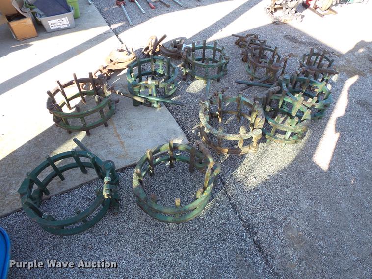 image for item DC1105 Pipe clamps