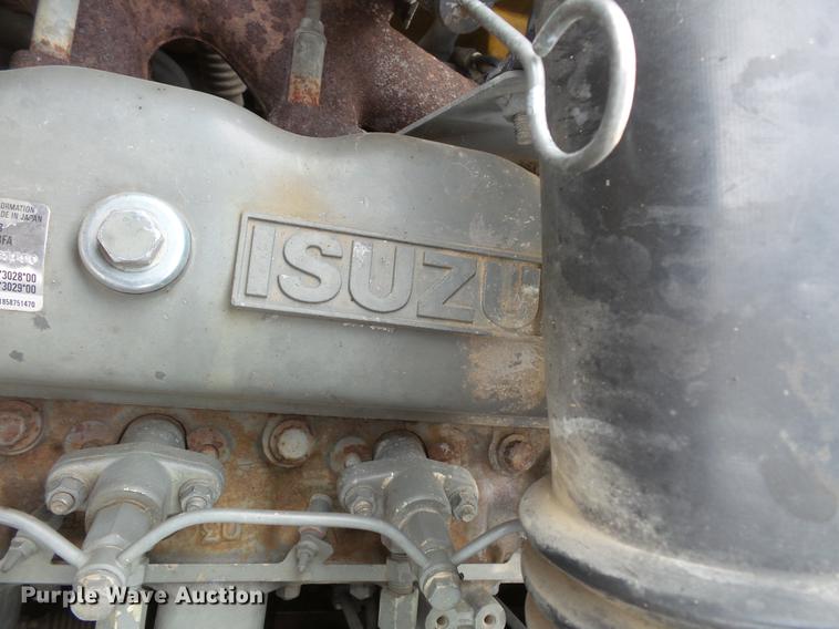 image for item DC1148 2003 John Deere 225C LC excavator