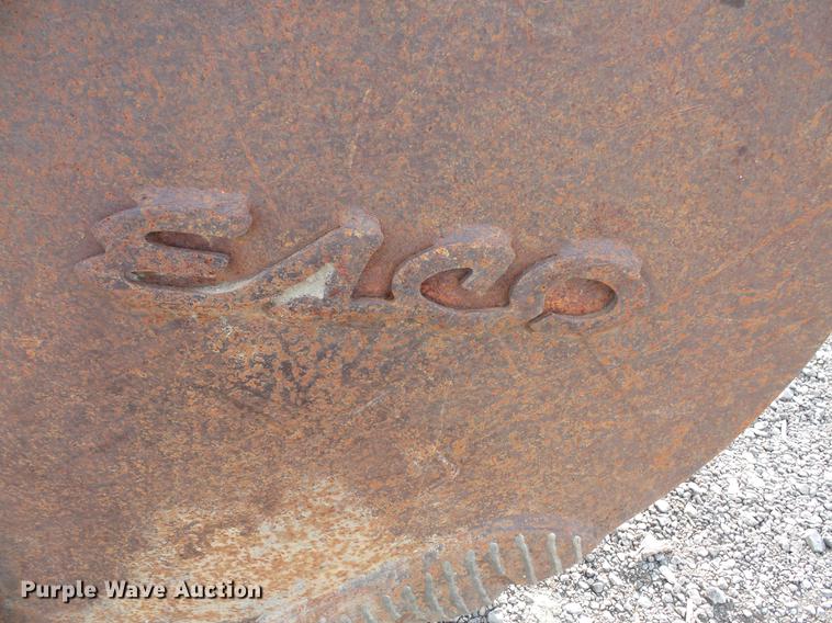 image for item DC1148 2003 John Deere 225C LC excavator