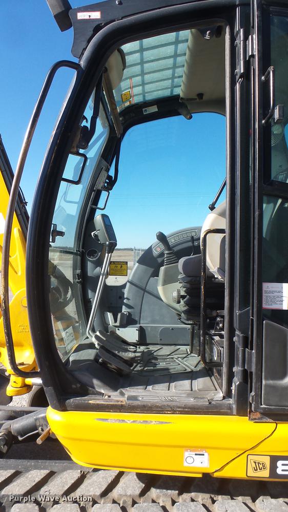 image for item DC1887 2006 JCB 8080 excavator
