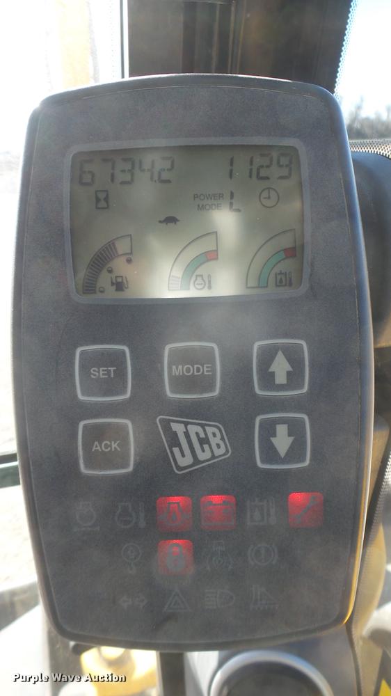 image for item DC1887 2006 JCB 8080 excavator