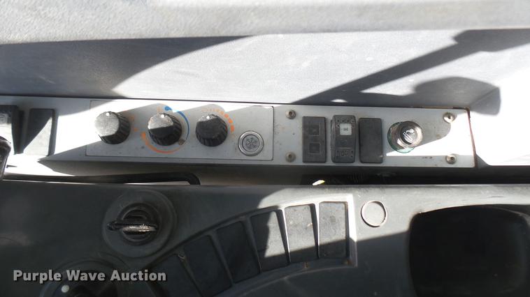 image for item DC1887 2006 JCB 8080 excavator