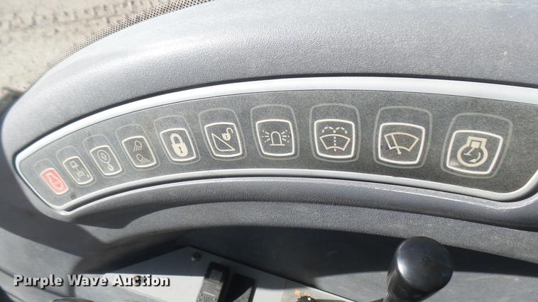 image for item DC1887 2006 JCB 8080 excavator