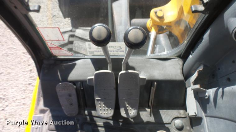 image for item DC1887 2006 JCB 8080 excavator