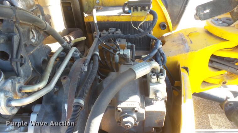 image for item DC1887 2006 JCB 8080 excavator