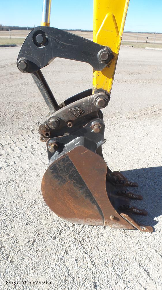 image for item DC1887 2006 JCB 8080 excavator