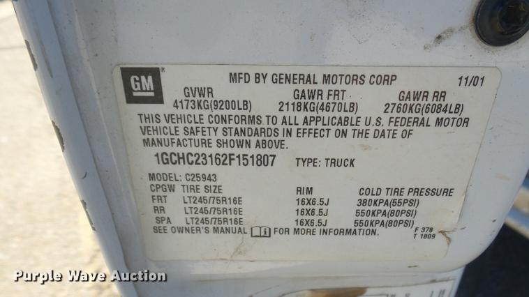 image for item DC1895 2002 Chevrolet Silverado 2500HD Crew Cab pickup truck