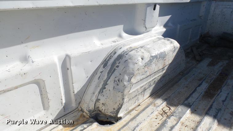 image for item DC1895 2002 Chevrolet Silverado 2500HD Crew Cab pickup truck