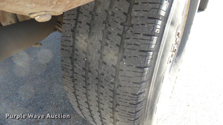 image for item DC1895 2002 Chevrolet Silverado 2500HD Crew Cab pickup truck