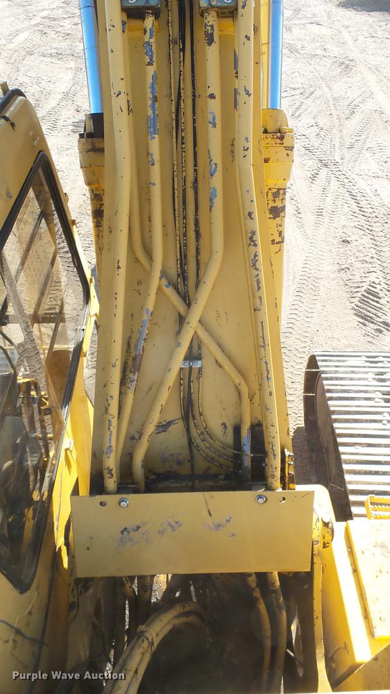 image for item DC1911 1998 John Deere 690E LC excavator